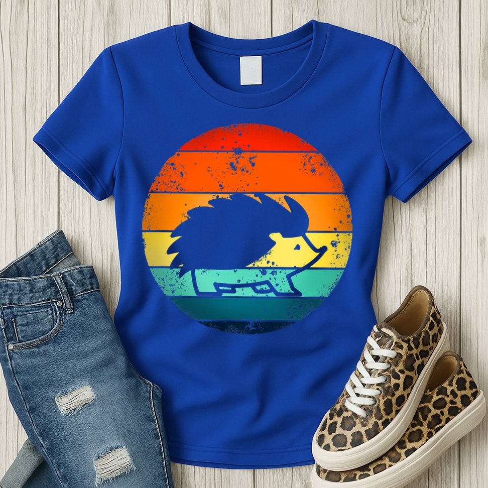 Hedgehog 70's Style Vintage Retro Sunset Hedgie Gift Great Gift Womens T-Shirt