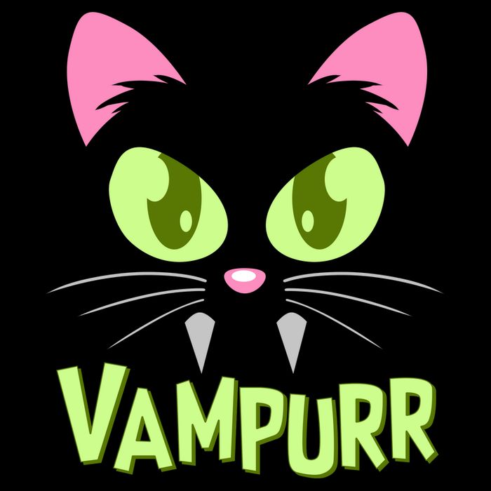 Halloween Vampurr Funny Cat T-Shirt