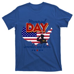 Honor And Remember Memorial Day Patriotic Flag Veterans Day Gift T-Shirt