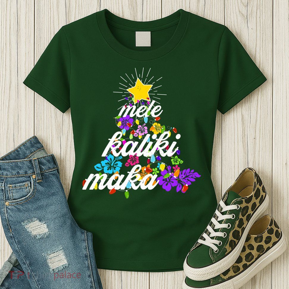 Hawaiian Mele Kaliki Maka Christmas Tree Womens T-Shirt