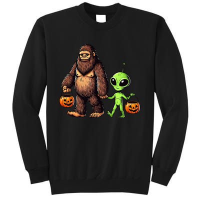 Halloween Bigfoot Alien Bigfoot Lover Halloween Sweatshirt