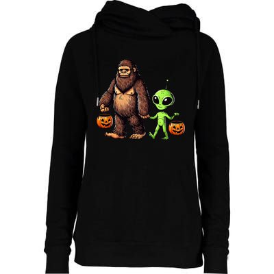 Halloween Bigfoot Alien Bigfoot Lover Halloween Womens Funnel Neck Pullover Hood