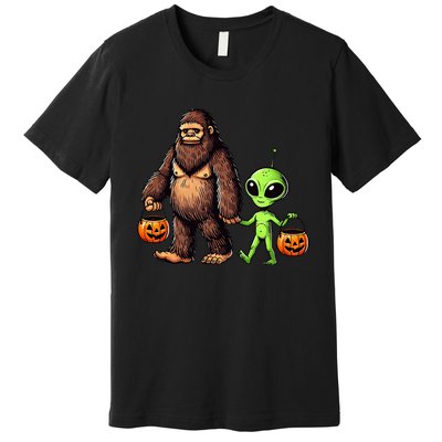 Halloween Bigfoot Alien Bigfoot Lover Halloween Premium T-Shirt