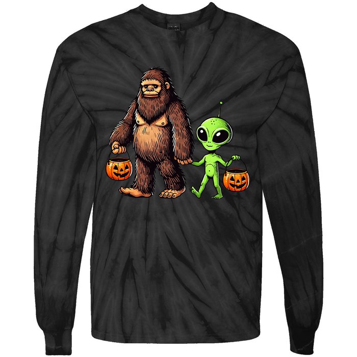 Halloween Bigfoot Alien Bigfoot Lover Halloween Tie-Dye Long Sleeve Shirt