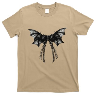 Halloween Bat Gothic Coquette Bow Retro Halloween T-Shirt