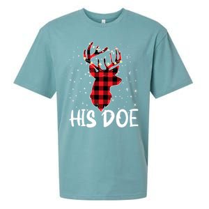 Her Buck His Doe Reindeer Xmas Matching Couples Christmas Gift Sueded Cloud Jersey T-Shirt