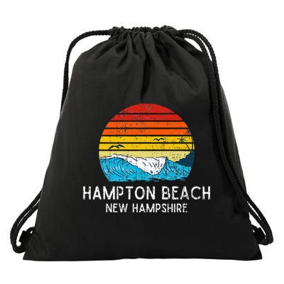 Hampton Beach NH Vintage Beach Ocean Family Vacation Drawstring Bag
