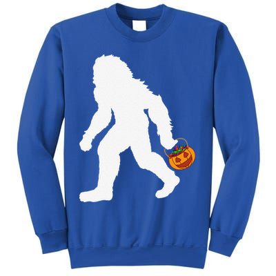 Halloween Bigfoot Pumpkin Apparel Fun Sasquatch Sweatshirt