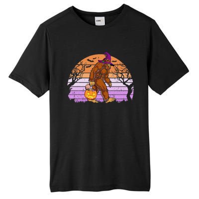 Halloween Bigfoot Pumpkin Spice Halloween Bigfoot Lover Tall Fusion ChromaSoft Performance T-Shirt