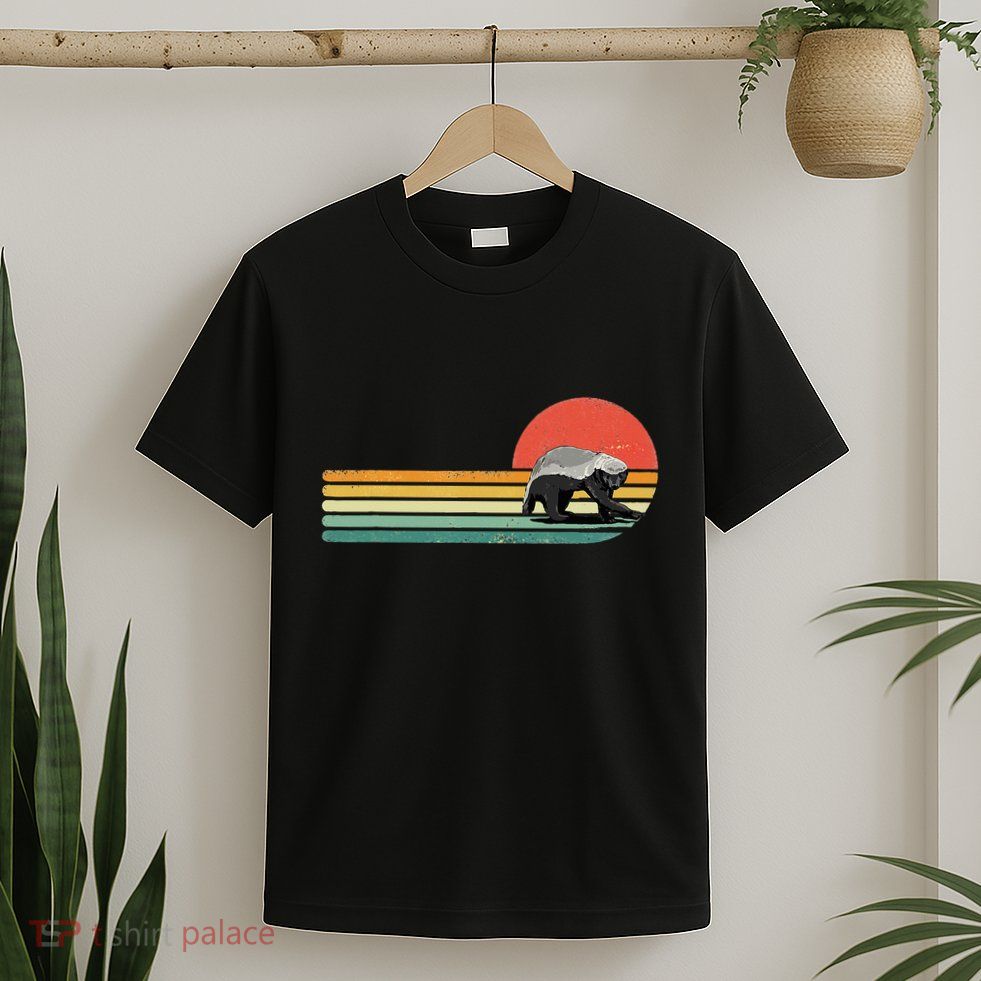 Honey Badger Retro Style Wild Animal Lover Zookeeper T-Shirt