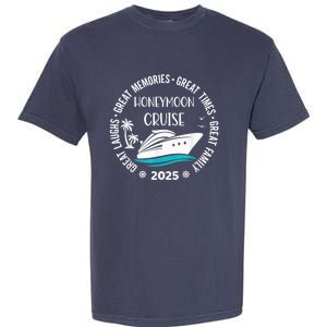 Honeymoon Cruise 2025 Just Married Matching Couple Vacation Garment-Dyed Heavyweight T-Shirt