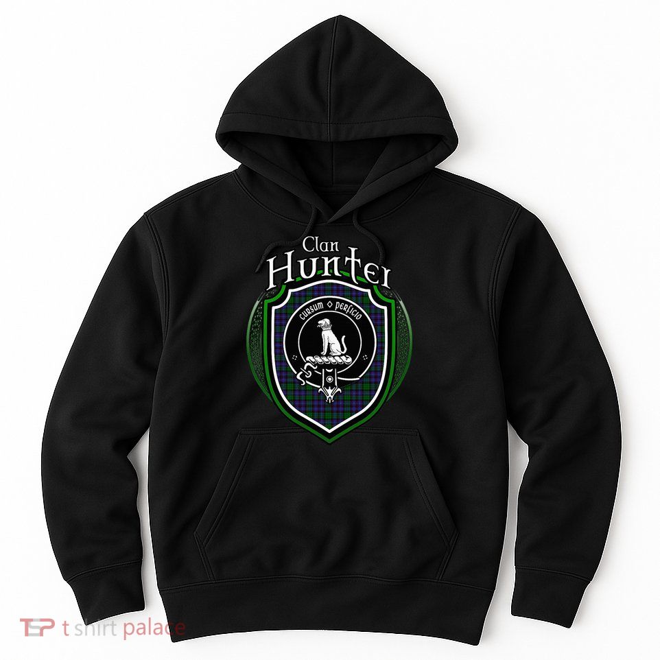 Hunter Clan Crest Scottish Clan Hunter Family Crest Badge Hoodie