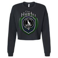 Hunter Clan Crest Scottish Clan Hunter Family Crest Badge Cropped Pullover Crew