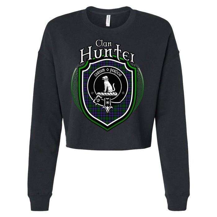 Hunter Clan Crest Scottish Clan Hunter Family Crest Badge Cropped Pullover Crew