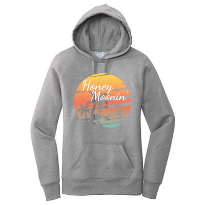 Honeymoon Couples Cool Gift Just Married Matching Honeymooning Trip Gift Women's Pullover Hoodie