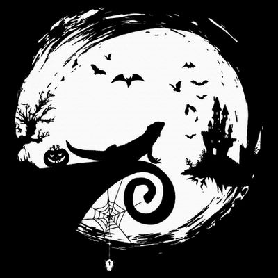Halloween Costume for Bearded Dragon Spooky Moon Silhouette T-Shirt