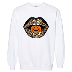 Halloween Cheetah Lips Pumpkin Stylish And Spooky Garment-Dyed Sweatshirt