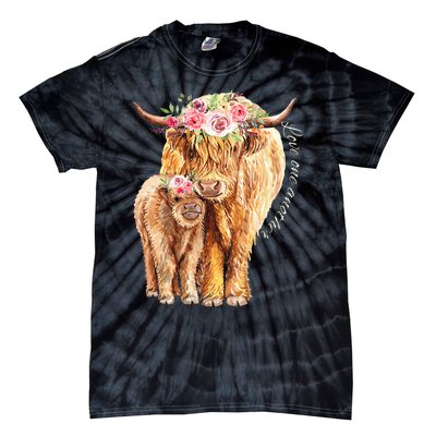 Highland Cattle Lover Cow Calf Farm Love One Another Cute Tie-Dye T-Shirt