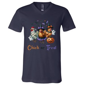 Halloween Chick Or Treat Pumpkins Chickens Farmer Funny V-Neck T-Shirt