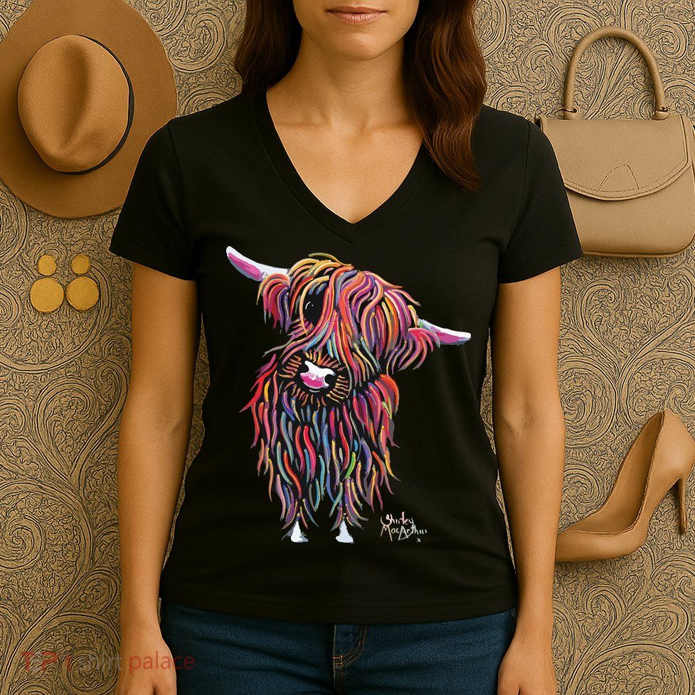 HiGHLaND CoW PRiNT ANiMaL PRiNT BoLLY Women's V-Neck T-Shirt
