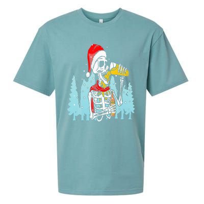 Happy Christmas Skeleton Drinking Beer Drinker Sueded Cloud Jersey T-Shirt