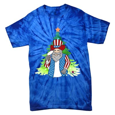 Here Comes Santa Clauspatriotic Kris Kringle Christmas Tree Great Gift Tie-Dye T-Shirt