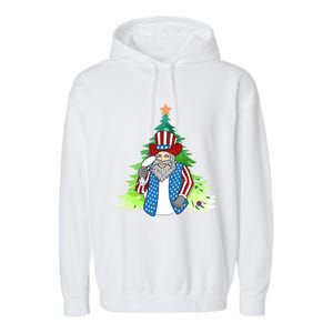 Here Comes Santa Clauspatriotic Kris Kringle Christmas Tree Meaningful Gift Garment-Dyed Fleece Hoodie