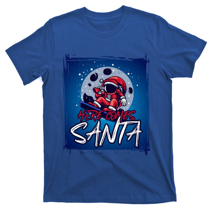 Here Comes Santa Santa Claus On A Skateboard In Moonlight Cool Gift T-Shirt