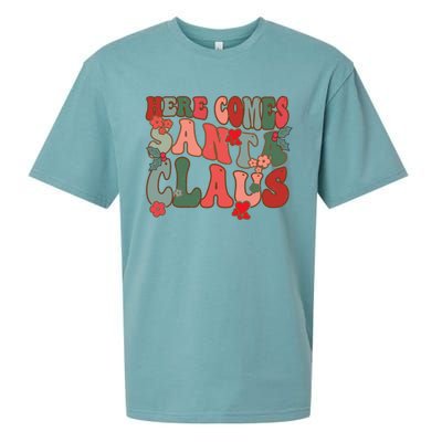 Here Comes Santa Claus Groovy Christmas Funny Gift Sueded Cloud Jersey T-Shirt