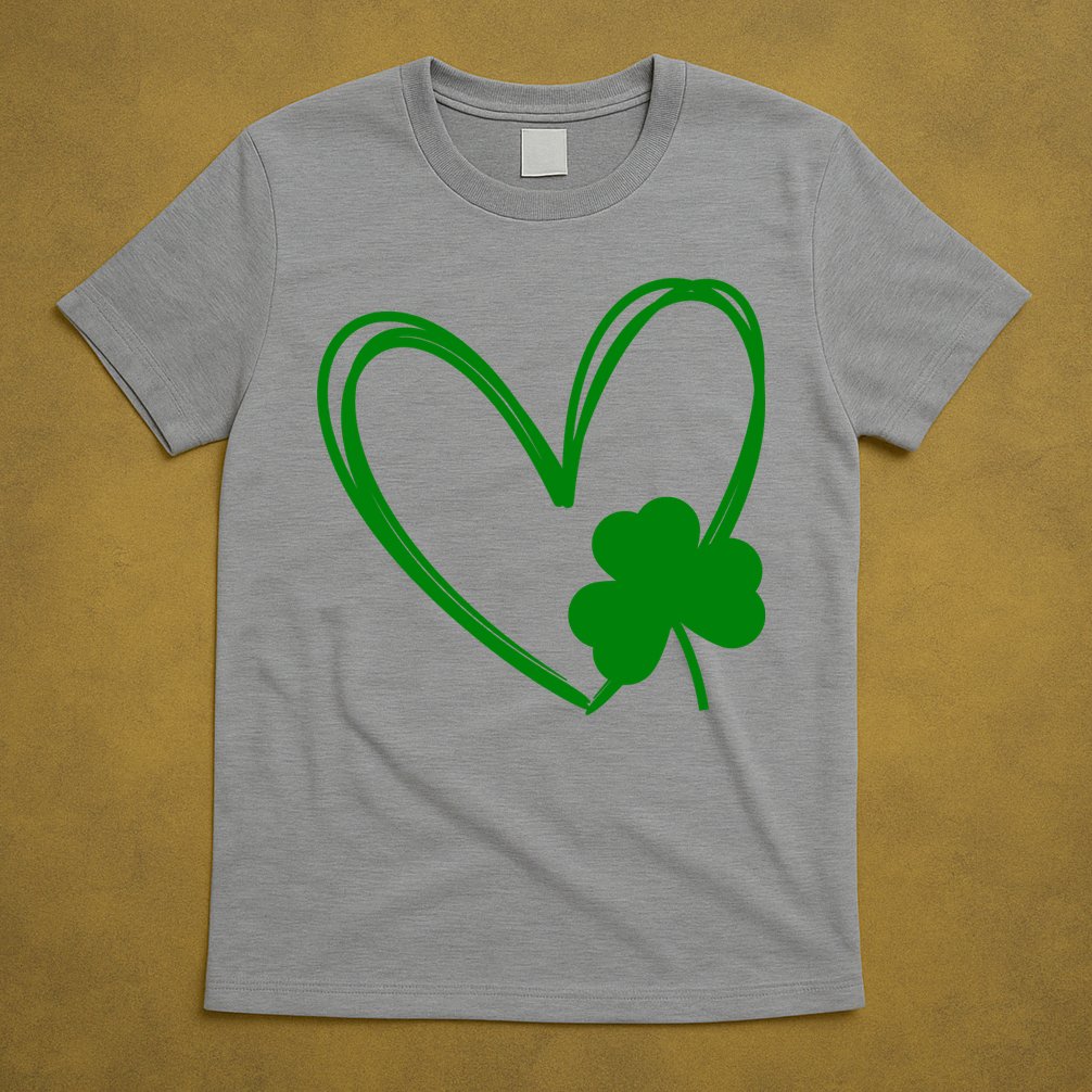 Heart Clover St Patrick's Day T-Shirt
