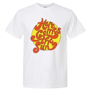 Here Comes The Sun Summer Beach Retro Garment-Dyed Heavyweight T-Shirt