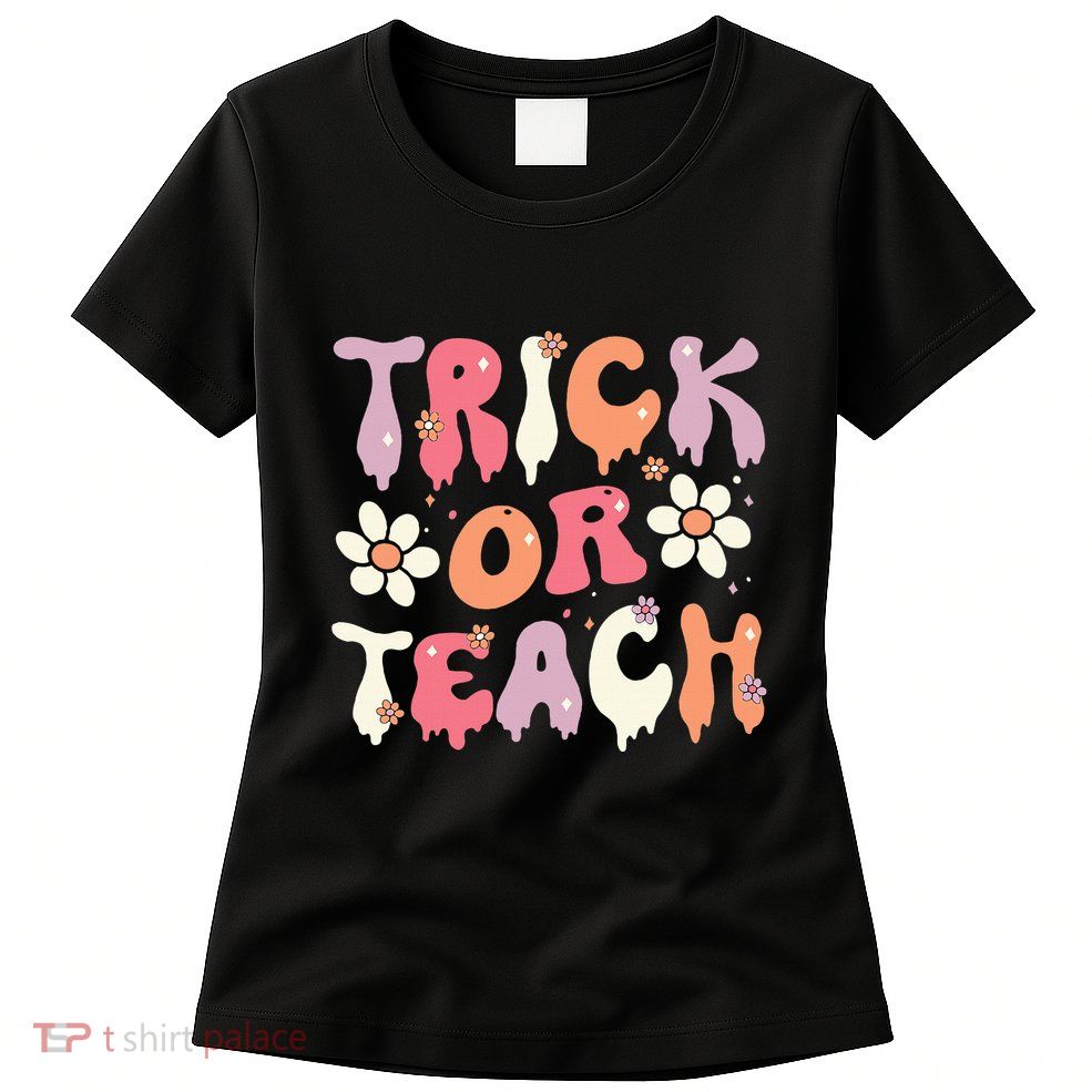 Halloween Costume Trick or Teach Ghost Groovy 70s Party Womens T-Shirt