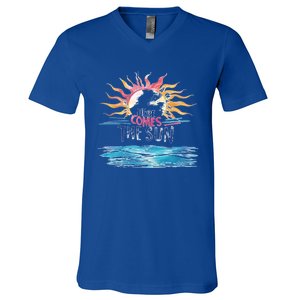 Here Comes The Sun Beach Retro Tropical Summer Cute Gift V-Neck T-Shirt