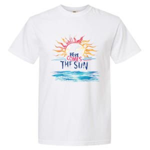 Here Comes The Sun Beach Retro Tropical Summer Cute Gift Garment-Dyed Heavyweight T-Shirt