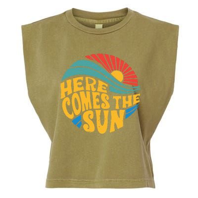 Here Comes The Sun Music Lover Graphic Garment-Dyed Women's Muscle Tee