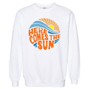 Here Comes The Sun Retro Summer Garment-Dyed Sweatshirt