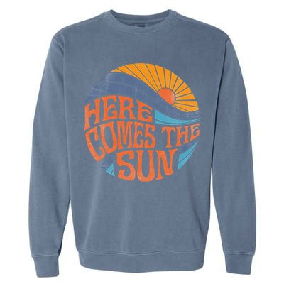 Here Comes the Sun Vintage Retro Sixties Surf Summer Beach Garment-Dyed Sweatshirt