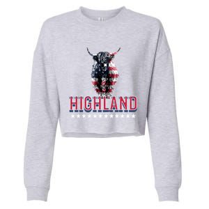 Highland Cow Usa Flag Farmer Patriotic Cow Lover Meaningful Gift Cropped Pullover Crew