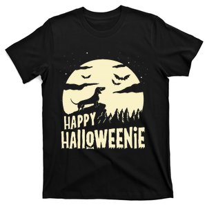 Halloween Dachshund Costume Dog Weiner Dog Moon Halloweenie T-Shirt