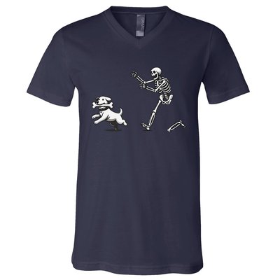 Halloween Dog Funny Skeleton Skeleton Chasing Dog V-Neck T-Shirt