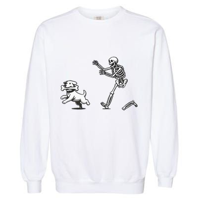 Halloween Dog Funny Skeleton Skeleton Chasing Dog Garment-Dyed Sweatshirt