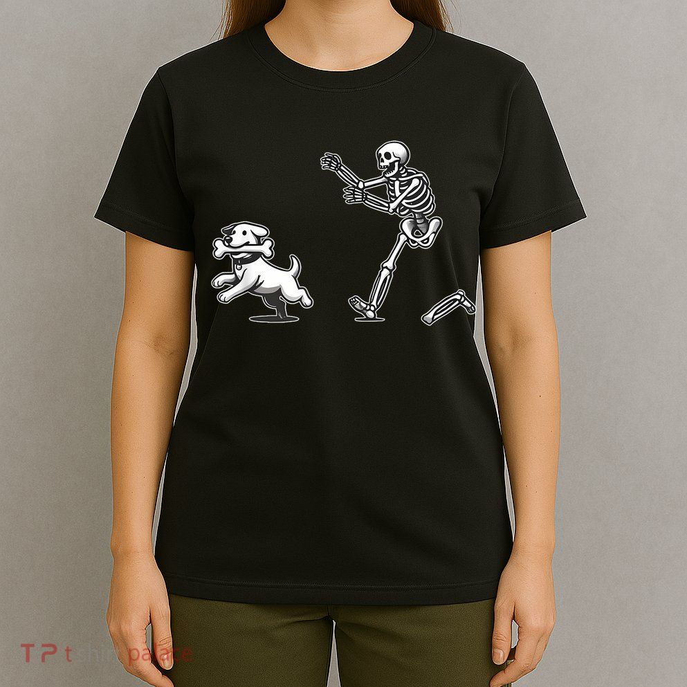 Halloween Dog Funny Skeleton Skeleton Chasing Dog T-Shirt