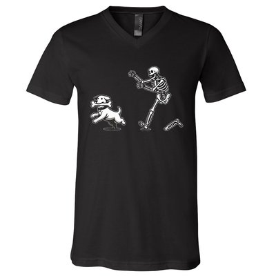 Halloween Dog Funny Skeleton Skeleton Chasing Dog V-Neck T-Shirt