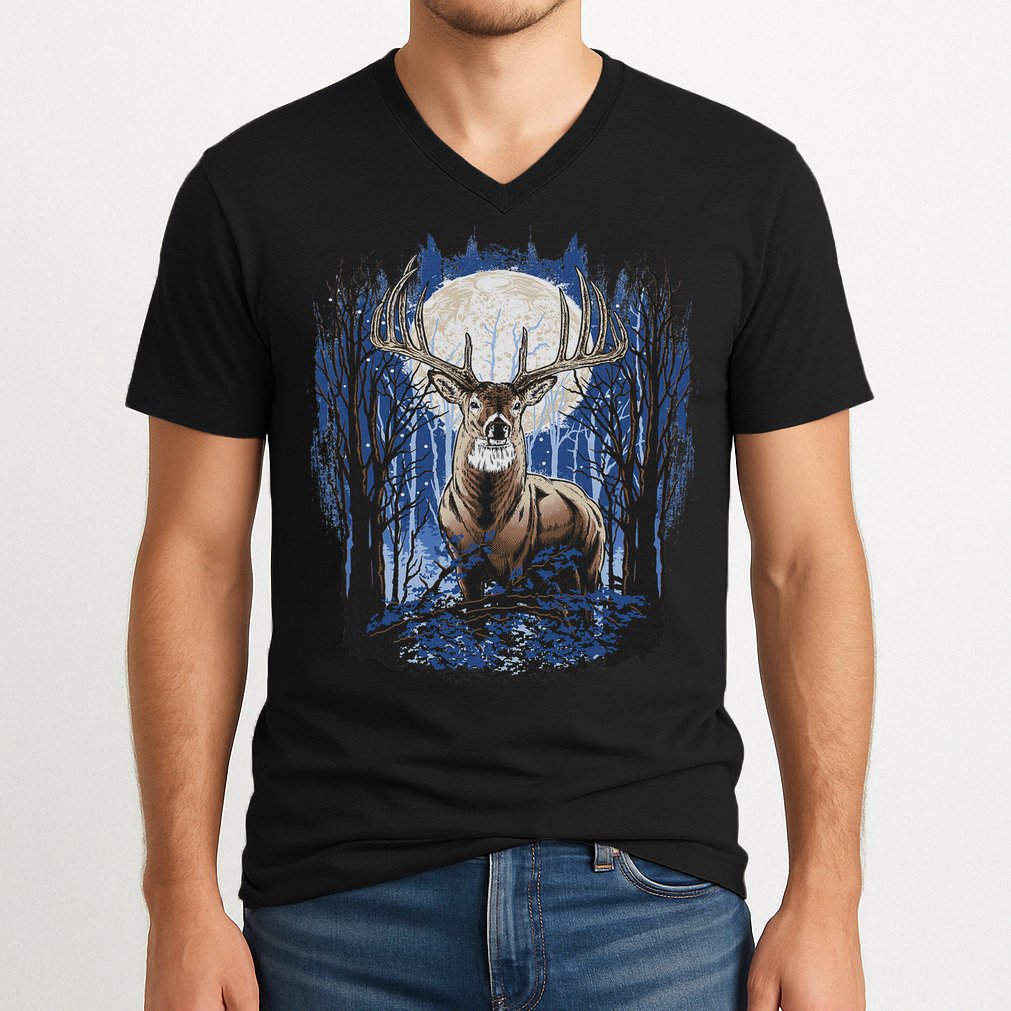 Hunters Deer Hunting Big Whitetail Buck V-Neck T-Shirt