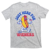 Hot Dog IM Just Here For The Wieners Funny Fourth Of July T-Shirt