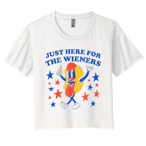 Hot Dog I'm Just Here For The Wieners 4th Of July Funny Women's Crop Top Tee