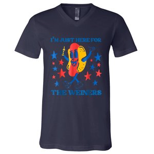 Hot Dog Im Just Here For The Wieners 4Th Of July V-Neck T-Shirt