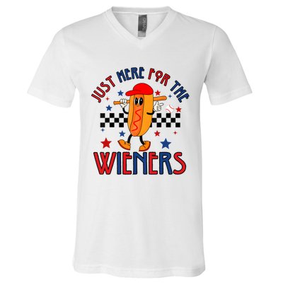 Hot Dog Im Just Here For The Wieners 4Th Of July V-Neck T-Shirt