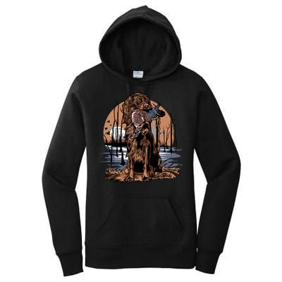 Hunting Dog Retrieving Duck Swamp Scene Women's Pullover Hoodie