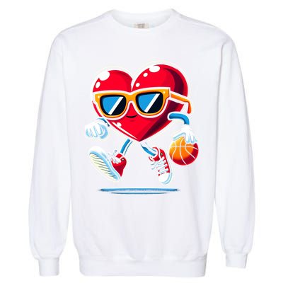 Heart Dunking Valentines Day For Basketball Lovers Gift Garment-Dyed Sweatshirt